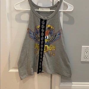 grey muscle tee